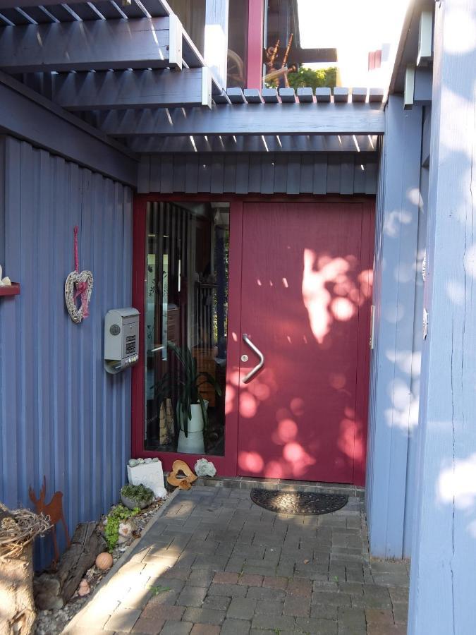 Blaues Haus - Une Maison Bleue Hetzerath Exterior foto